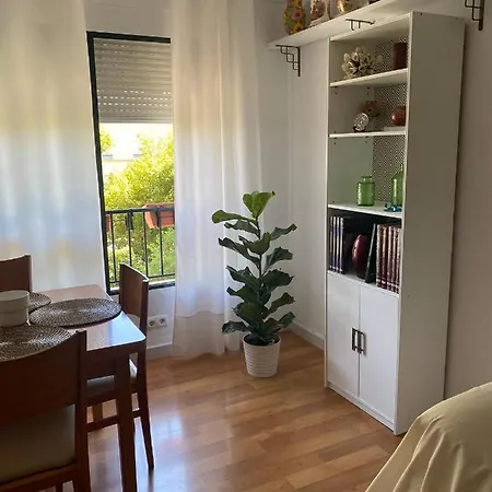 Acogedor Apartamento En Pleno Corazon De Triana Seville Exterior photo